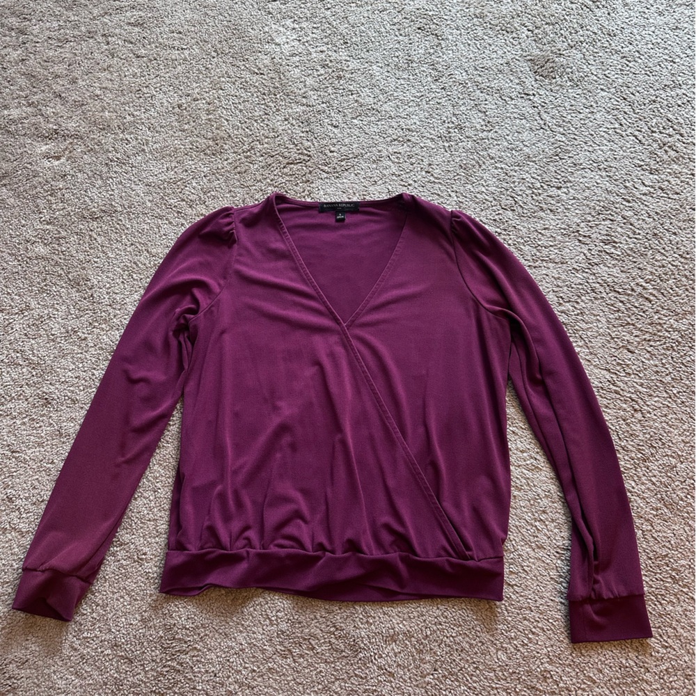 Banana Republic Women's Long Sleeve Top in Rich Purple